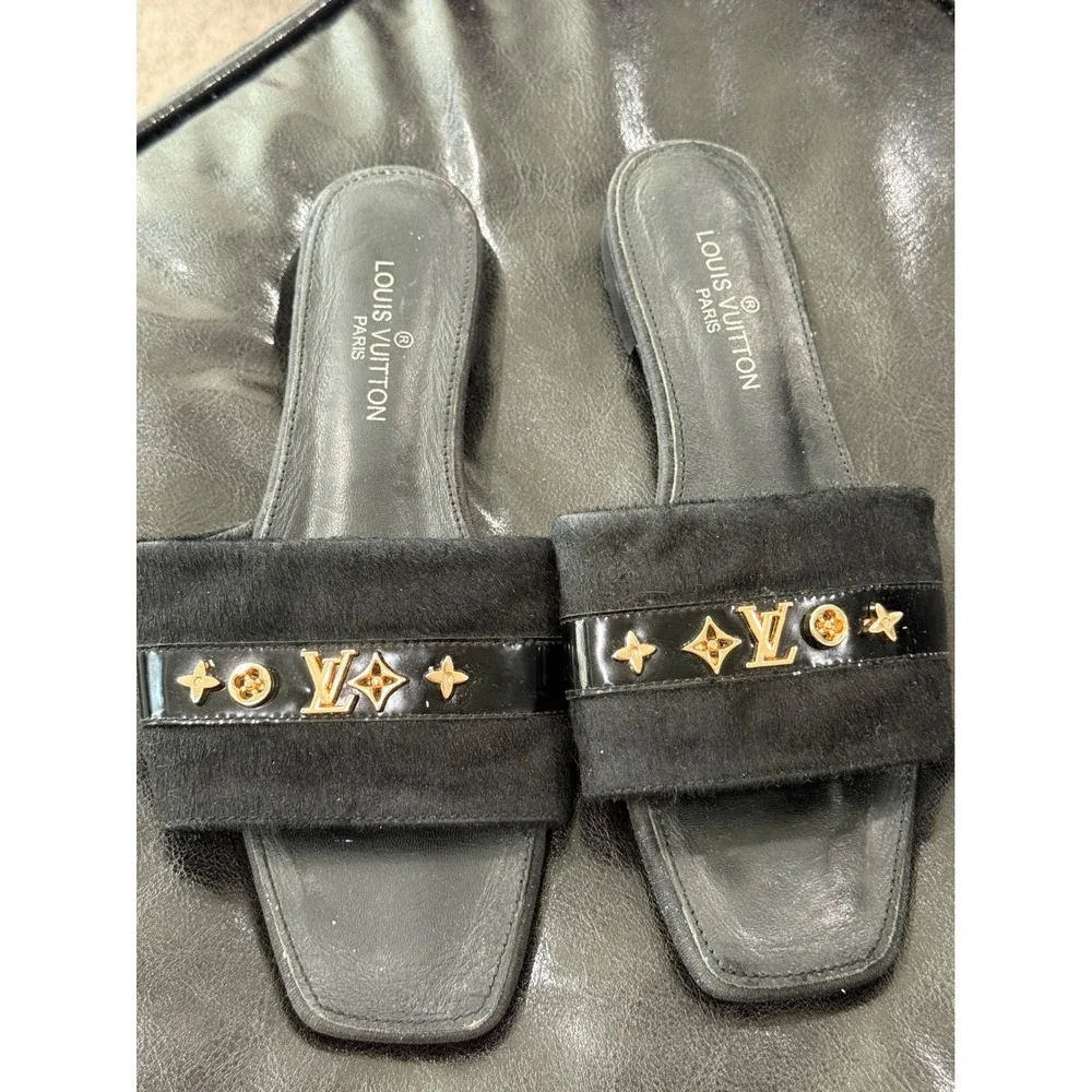 Louis Vuitton | Shoes | Louis Vuitton Black Suede Patent  display picture 1